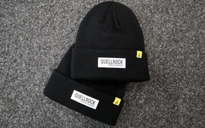 Custom Made Wintermützen für das Quellrock OpenAir