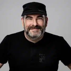 Ein Portrait von Gianpietro Melotti. Gründer, Inhaber und Geschäftsführer der melo gmbh in Felsberg