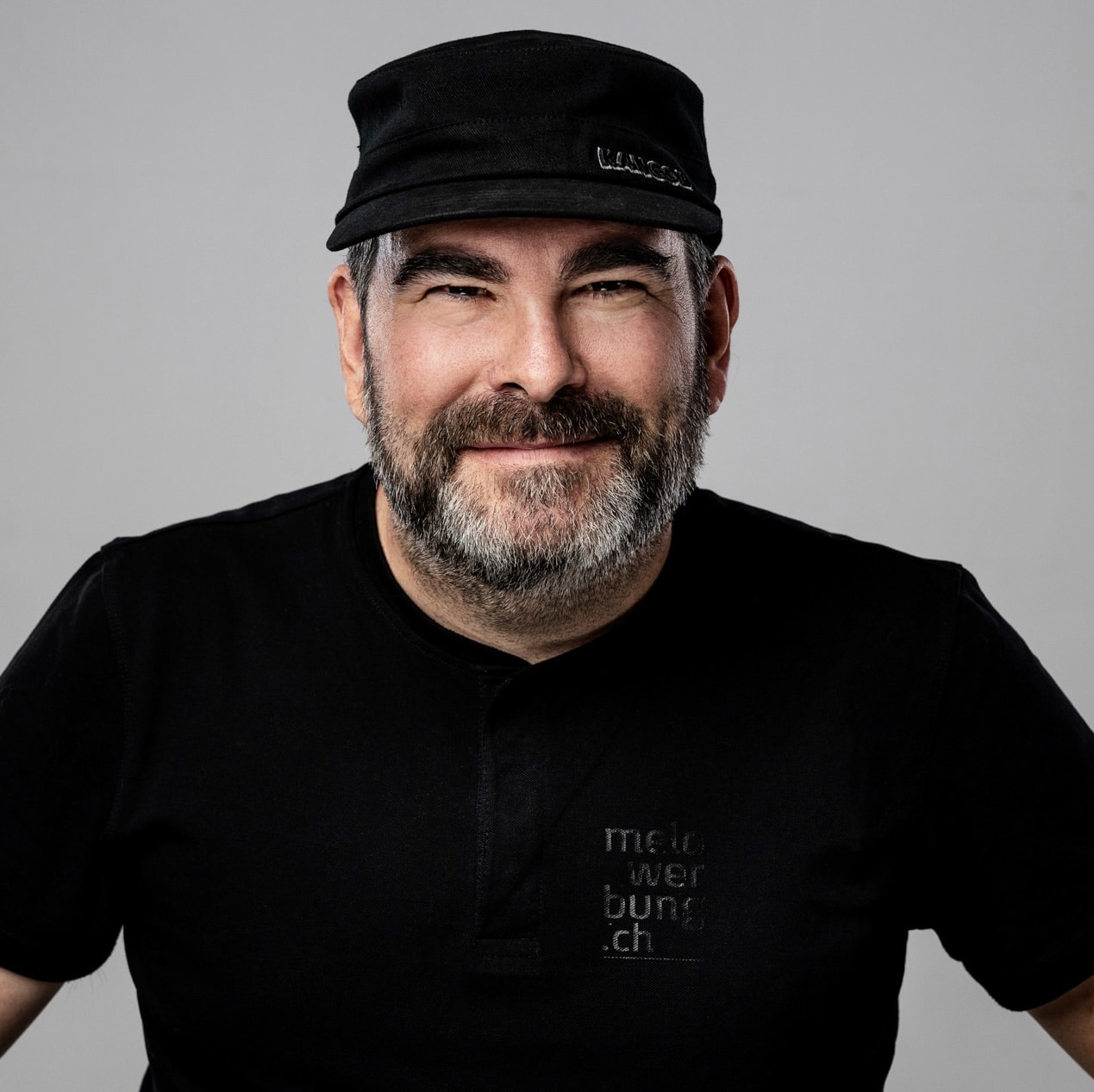 Ein Portrait von Gianpietro Melotti. Gründer, Inhaber und Geschäftsführer der melo gmbh in Felsberg